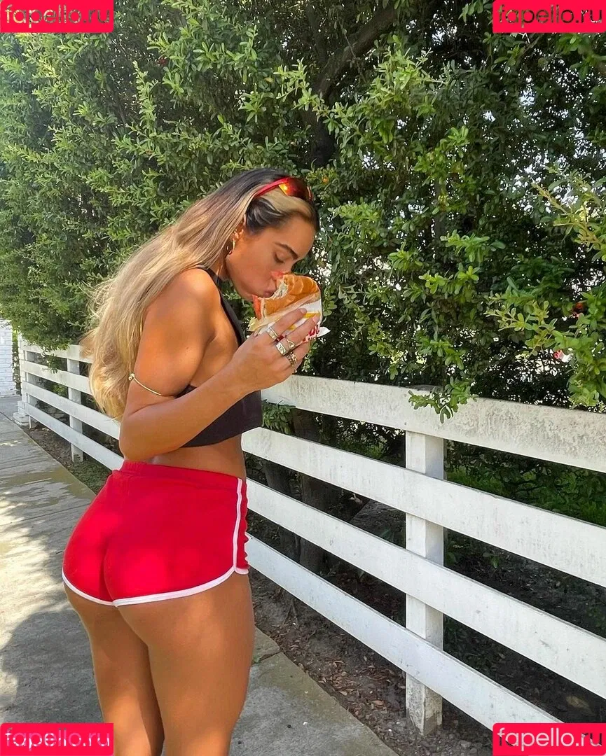 Sommer Ray Onlyfans Photo Gallery 