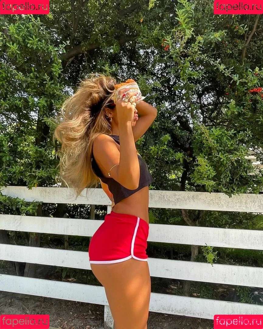 Sommer Ray Onlyfans Photo Gallery 