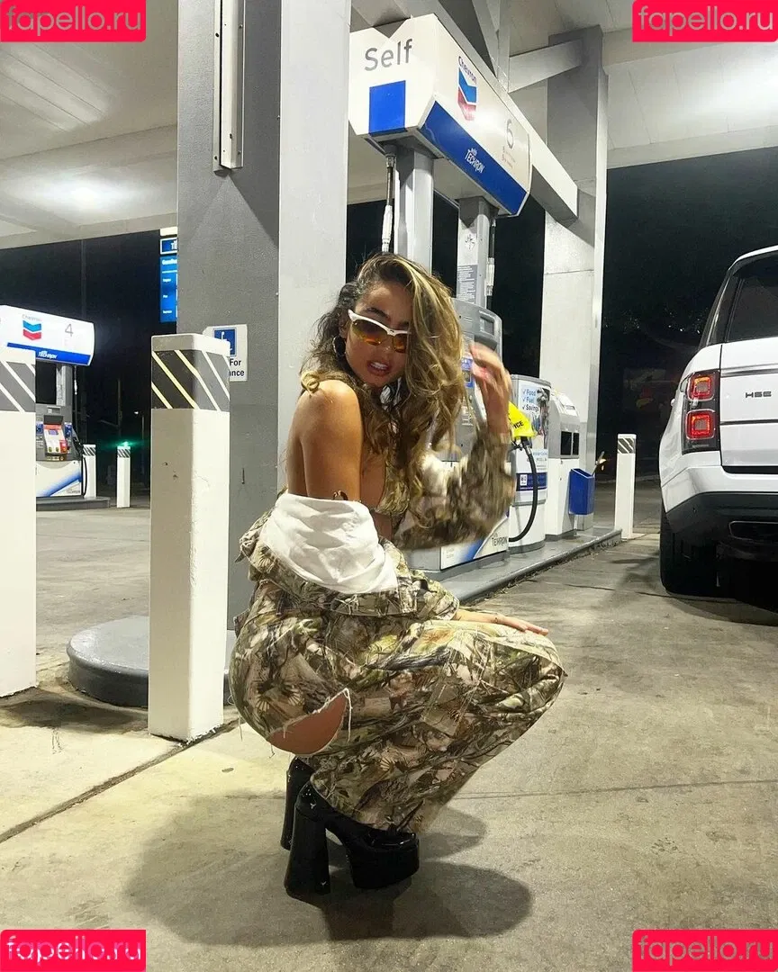 Sommer Ray Onlyfans Photo Gallery 