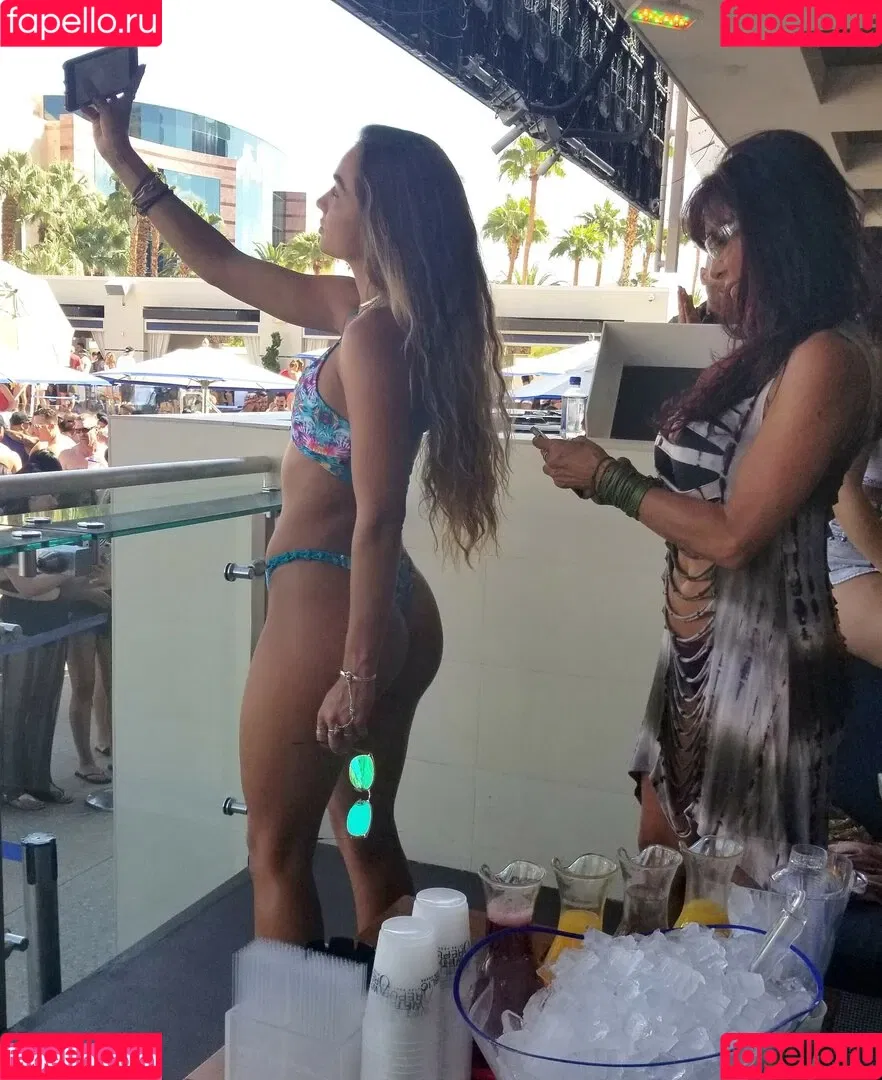 Sommer Ray Onlyfans Photo Gallery 