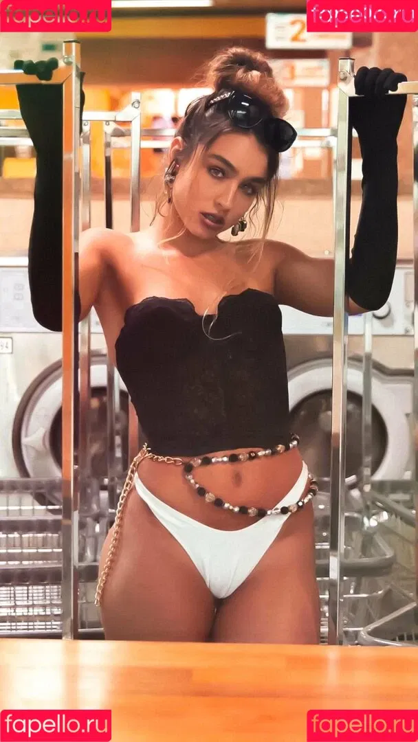 Sommer Ray Onlyfans Photo Gallery 