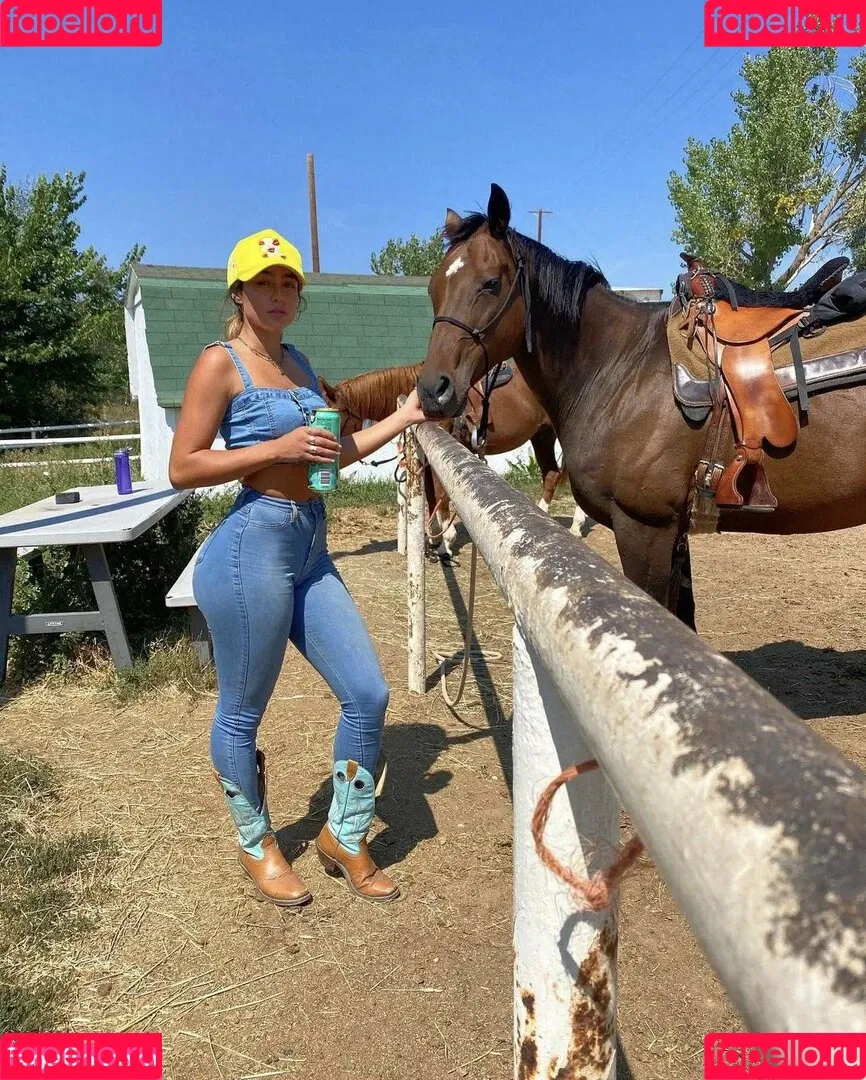 Sommer Ray Onlyfans Photo Gallery 