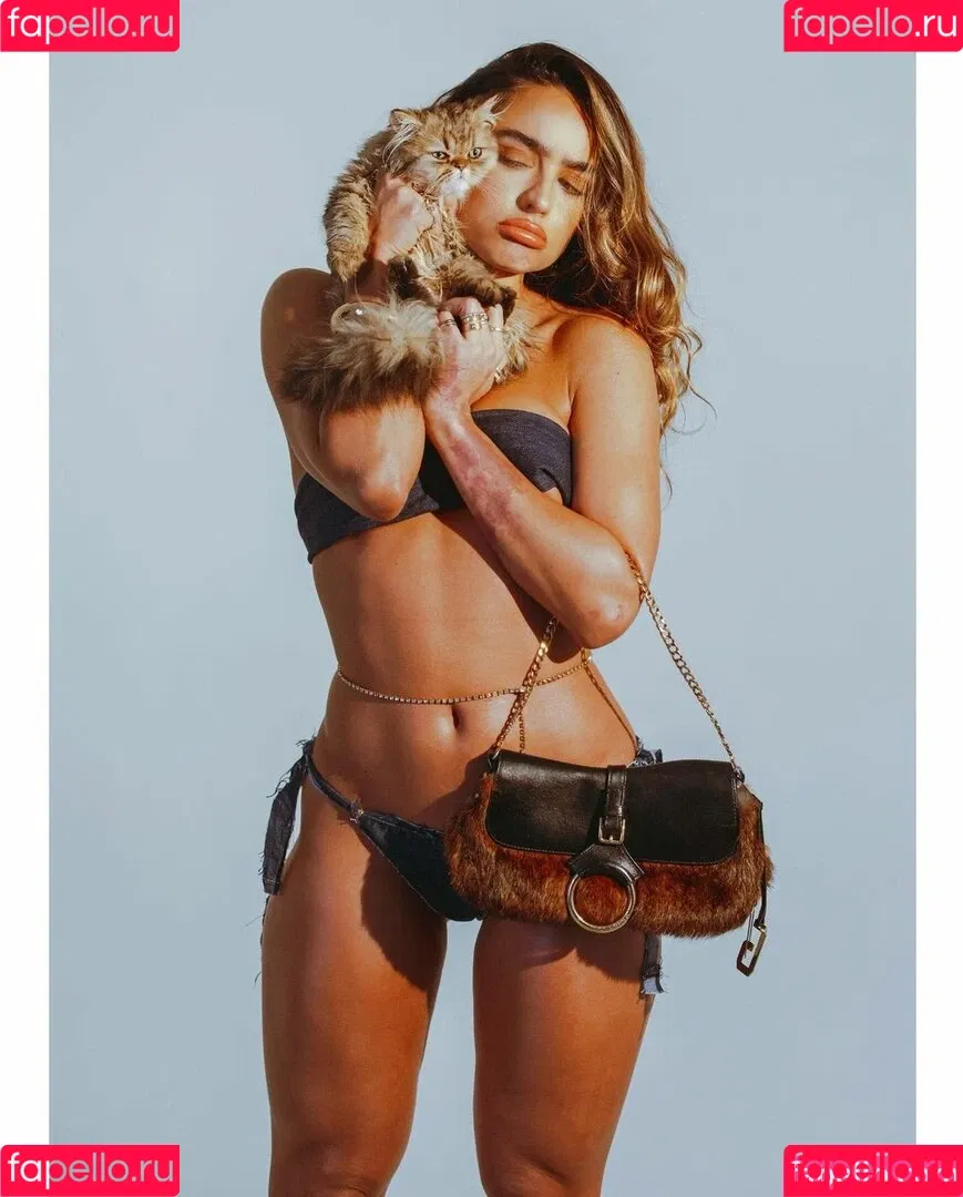 Sommer Ray Onlyfans Photo Gallery 