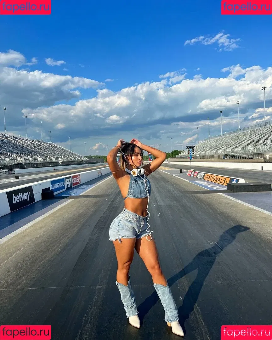 Sommer Ray Onlyfans Photo Gallery 
