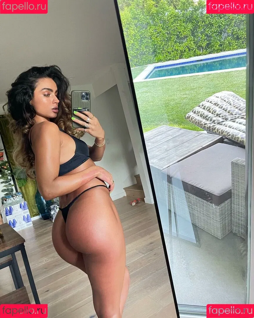 Sommer Ray Onlyfans Photo Gallery 