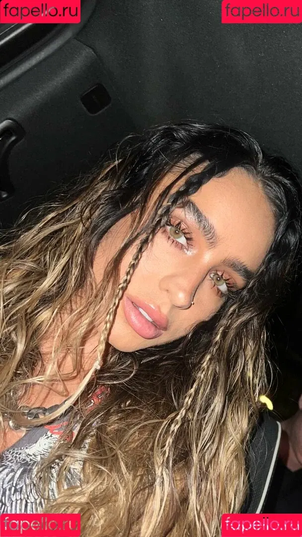 Sommer Ray Onlyfans Photo Gallery 