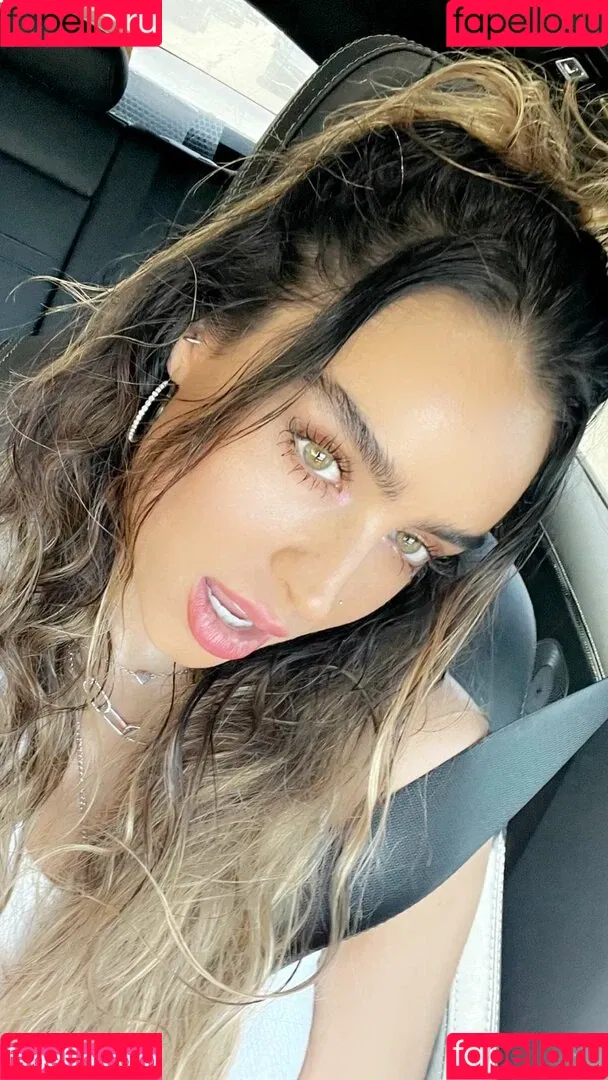 Sommer Ray Onlyfans Photo Gallery 