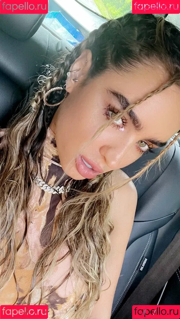 Sommer Ray Onlyfans Photo Gallery 