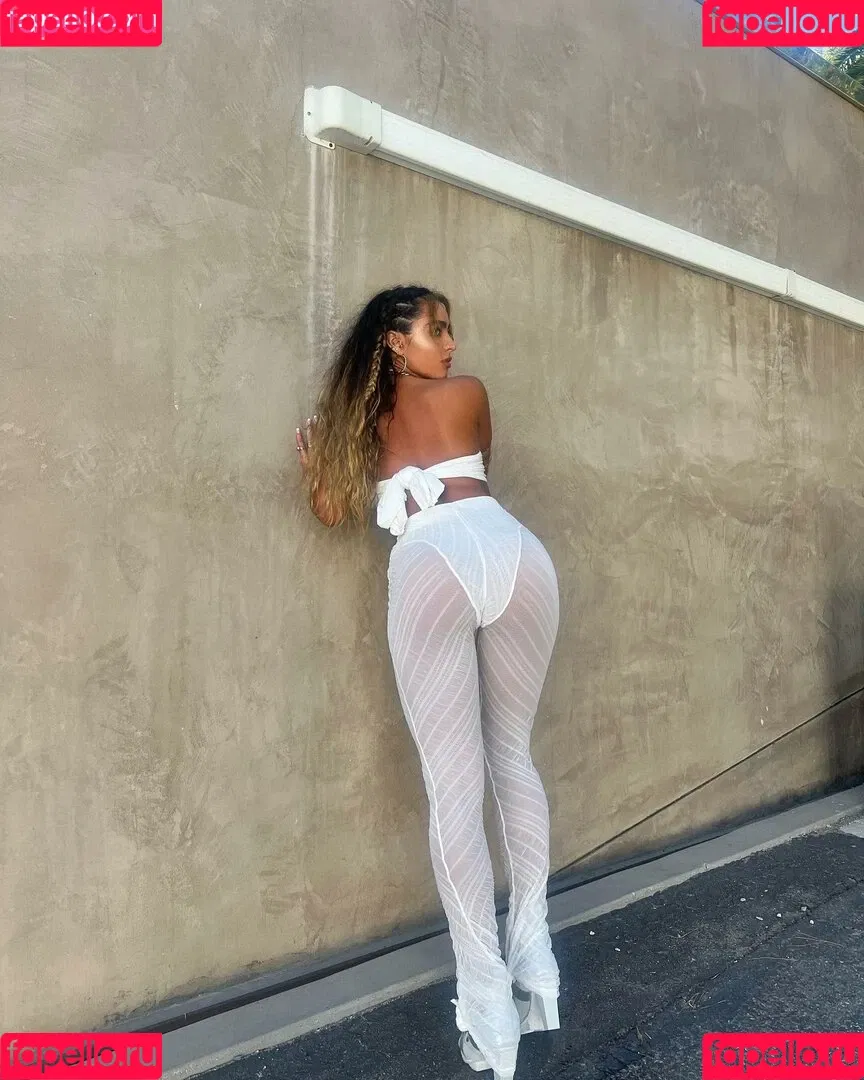 Sommer Ray Onlyfans Photo Gallery 