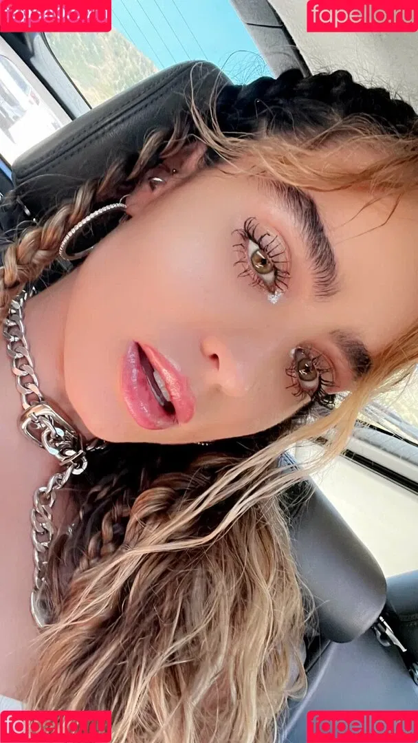 Sommer Ray Onlyfans Photo Gallery 