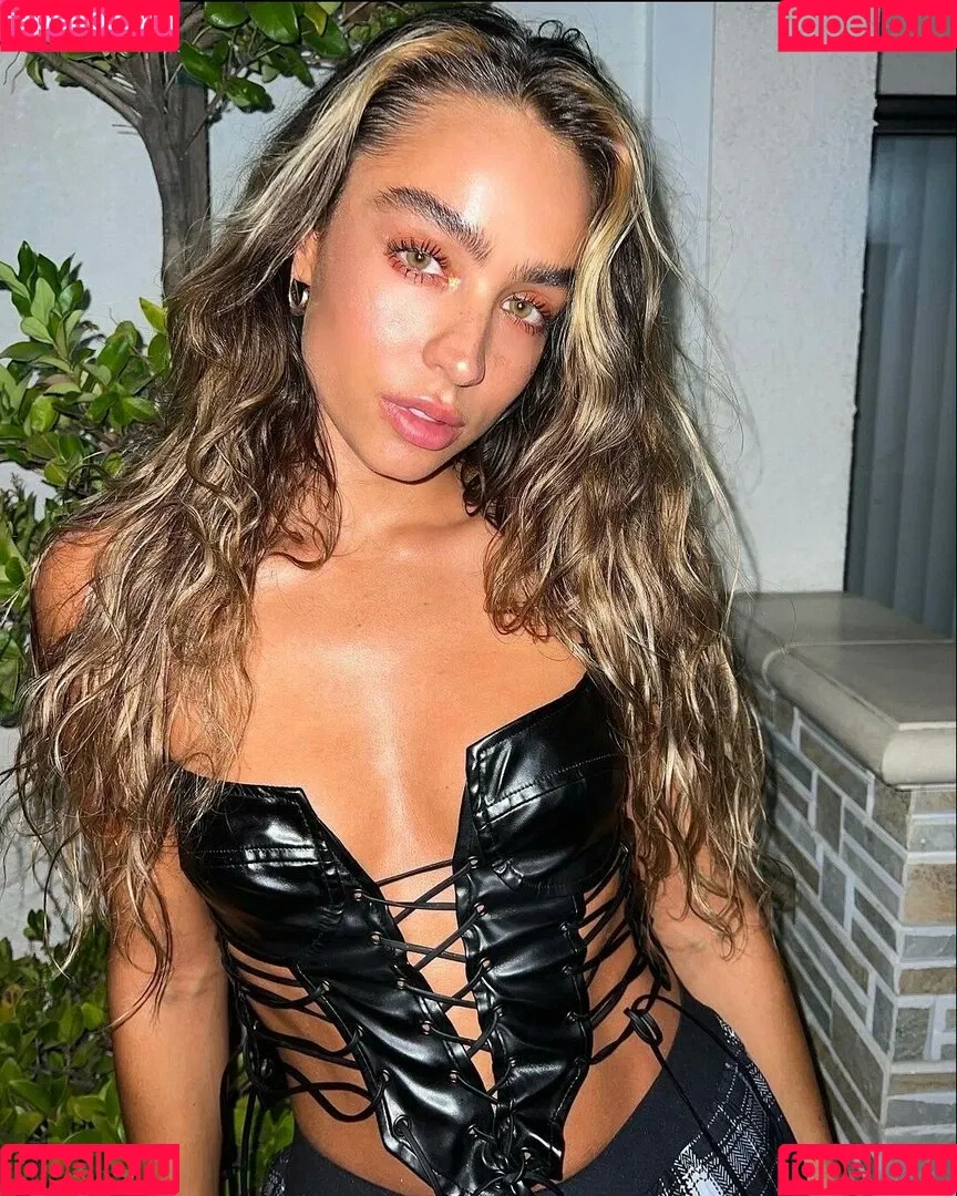 Sommer Ray Onlyfans Photo Gallery 