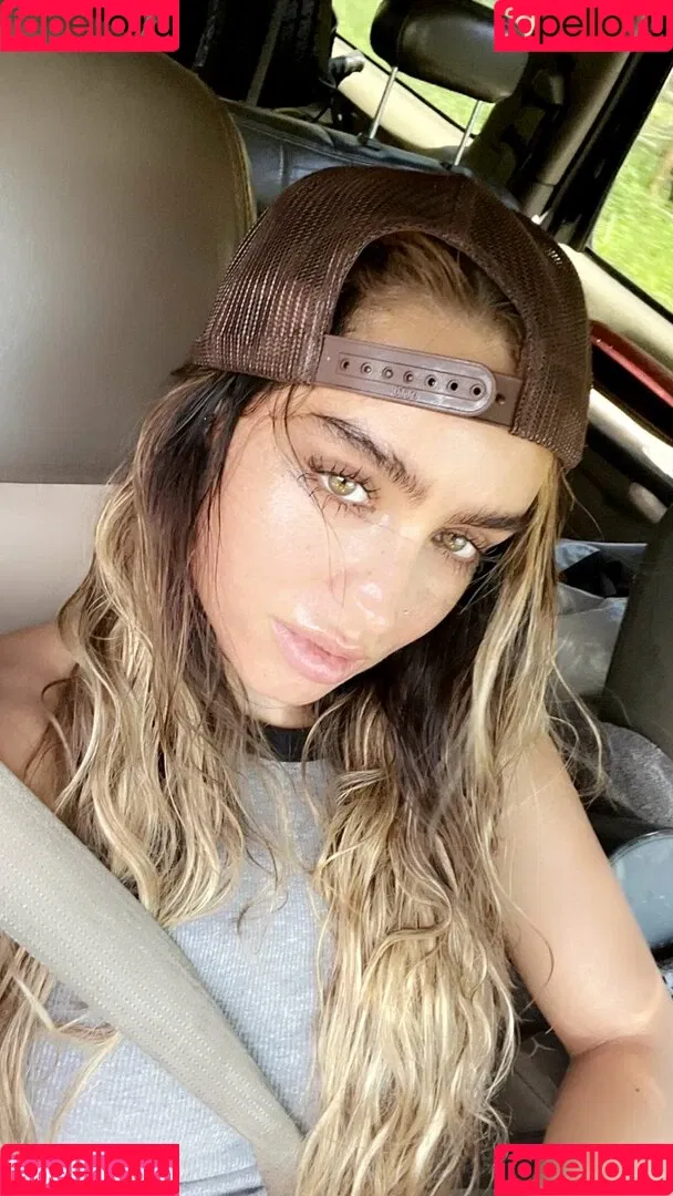 Sommer Ray Onlyfans Photo Gallery 