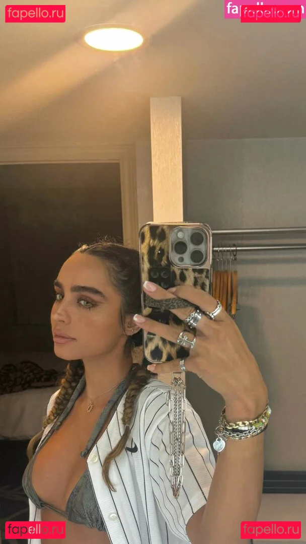 Sommer Ray Onlyfans Photo Gallery 