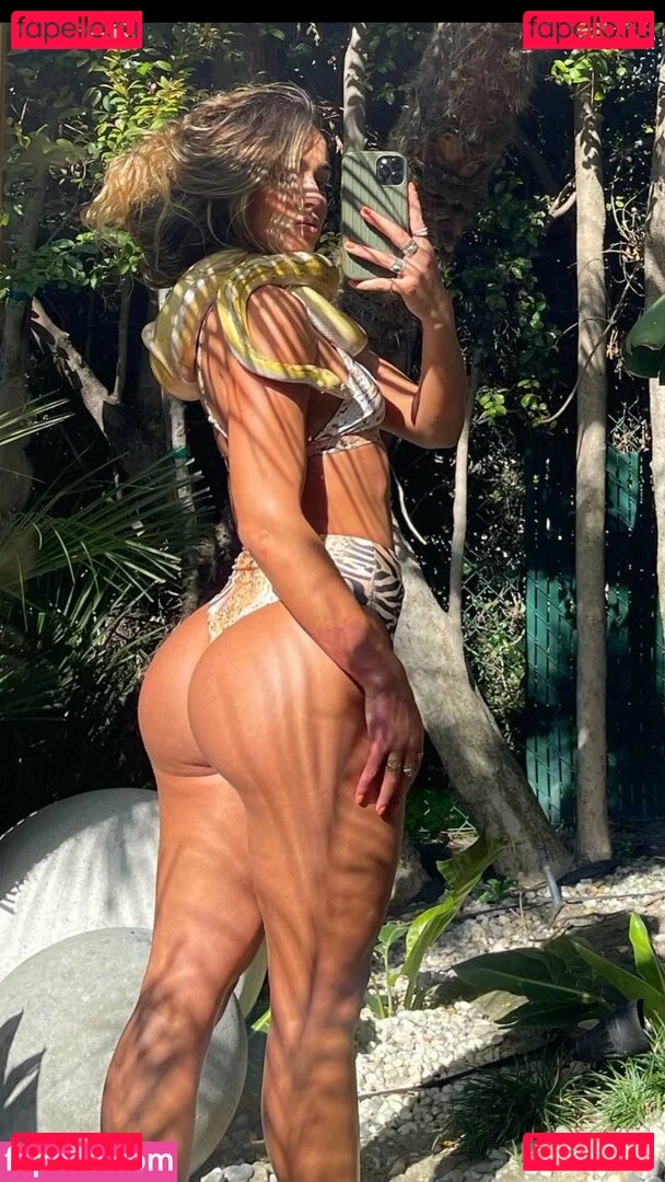 Sommer Ray Onlyfans Photo Gallery 