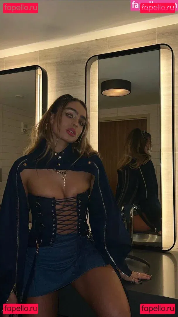 Sommer Ray Onlyfans Photo Gallery 