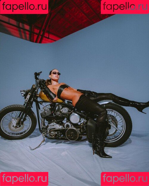 Sommer Ray Onlyfans Photo Gallery 