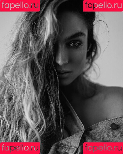 Sommer Ray Onlyfans Photo Gallery 