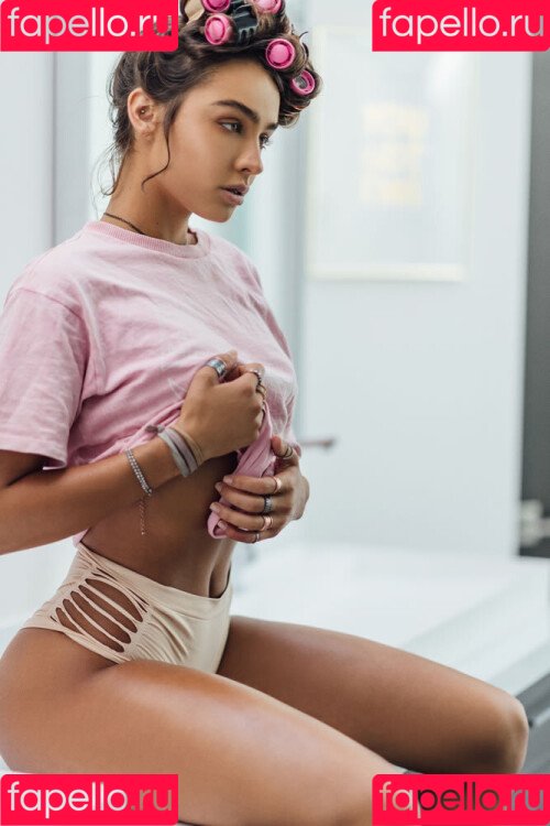 Sommer Ray Onlyfans Photo Gallery 