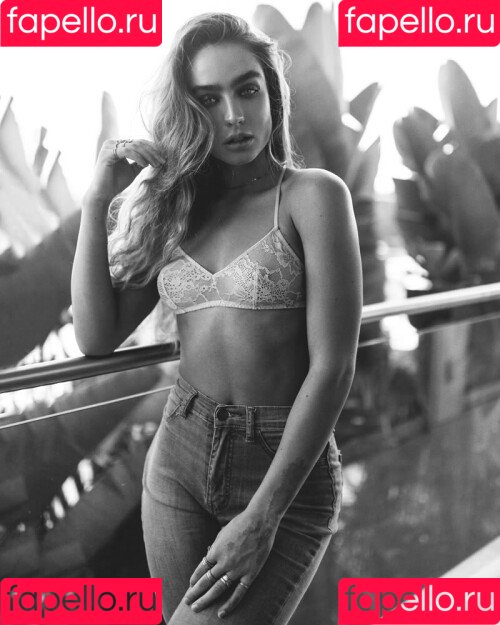 Sommer Ray Onlyfans Photo Gallery 