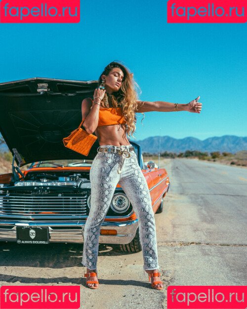 Sommer Ray Onlyfans Photo Gallery 