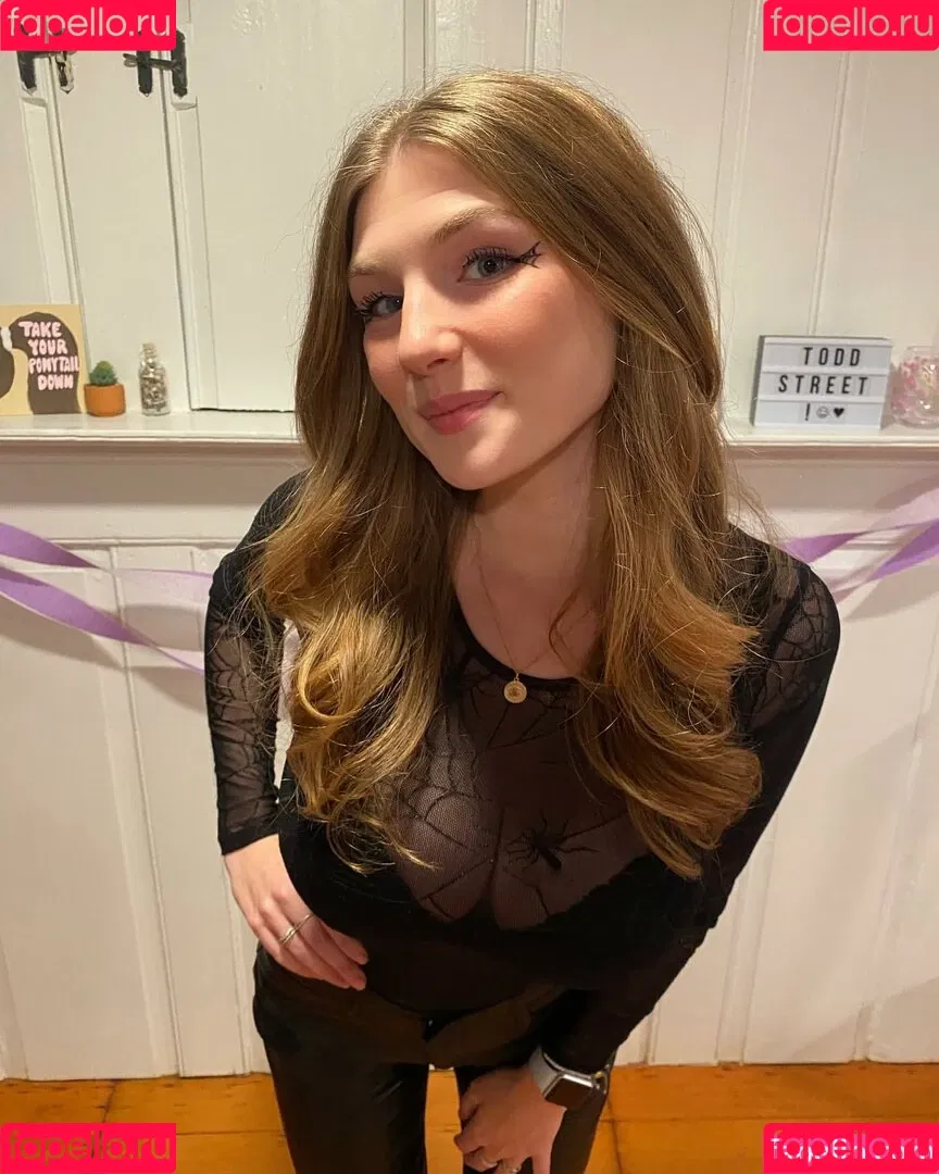 Gretchen M Onlyfans Photo Gallery 