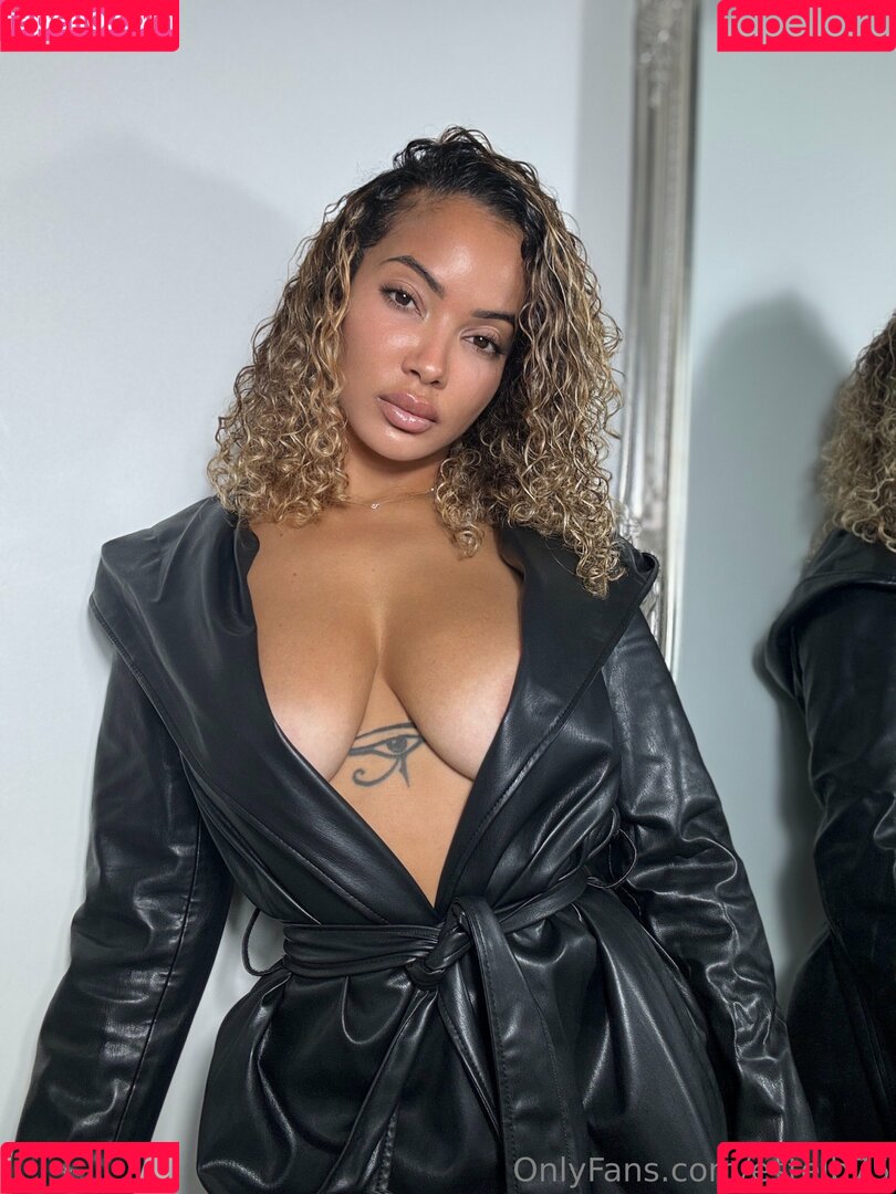 estelb75 Onlyfans Photo Gallery 