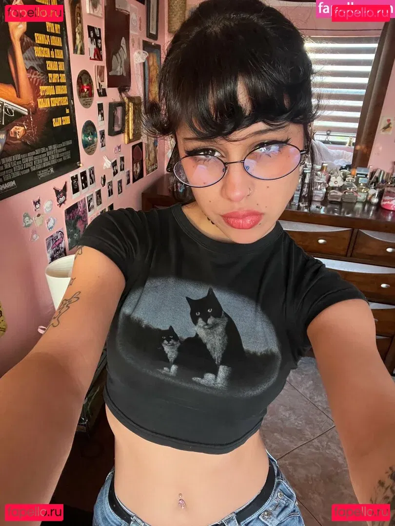 Little Bunny Onlyfans Photo Gallery 