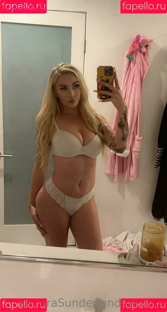 Kendra Sunderland Onlyfans Photo Gallery 