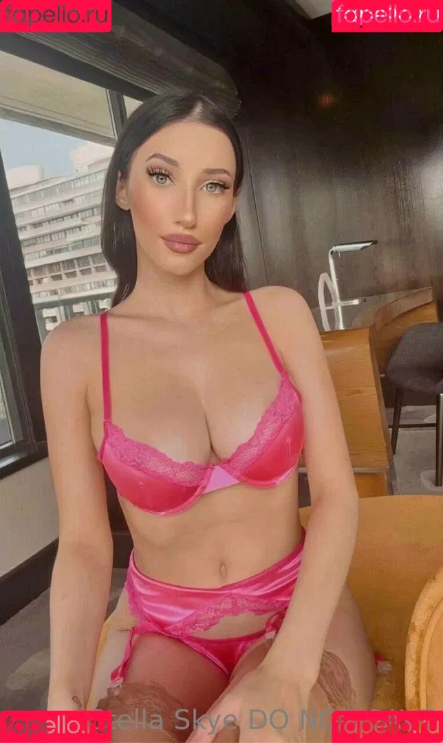 vipstellaskye Onlyfans Photo Gallery 