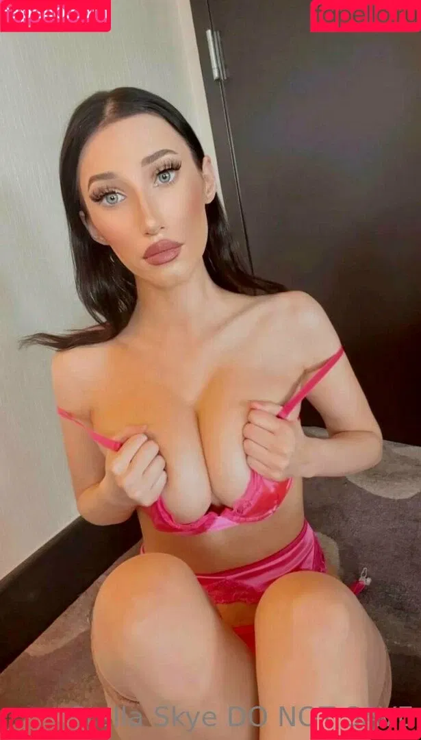 vipstellaskye Onlyfans Photo Gallery 