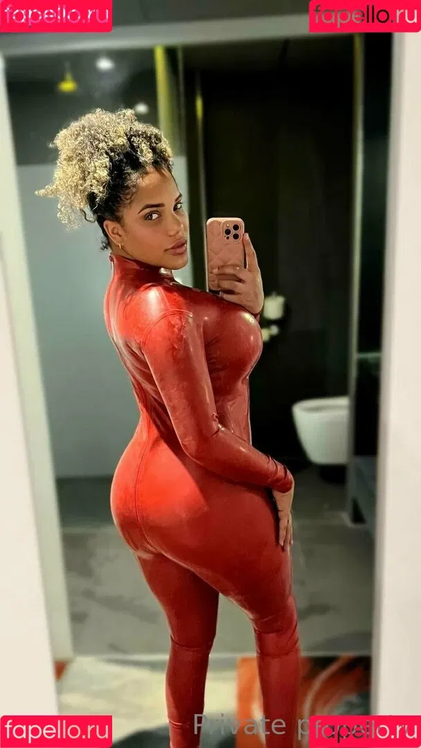 thekixxy Onlyfans Photo Gallery 