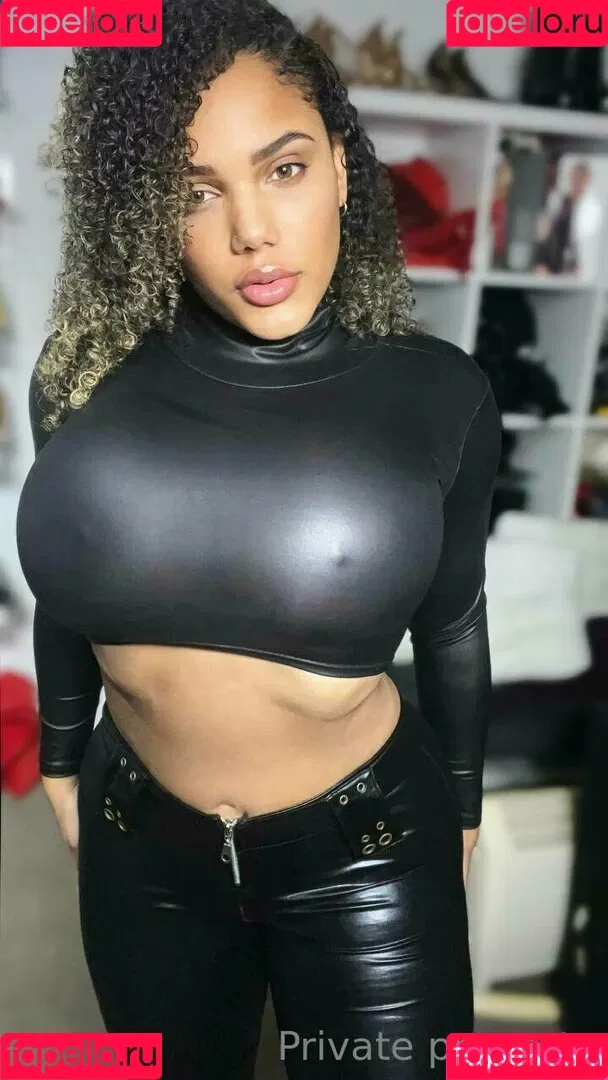 thekixxy Onlyfans Photo Gallery 