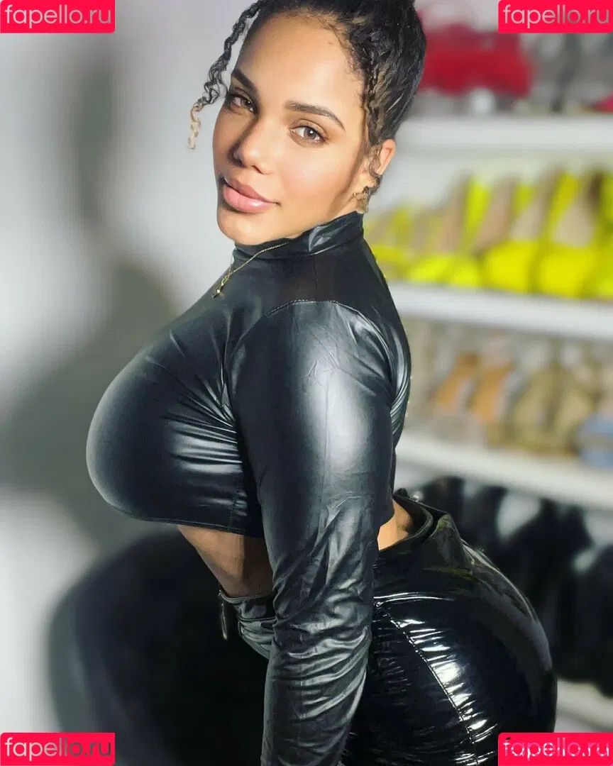 thekixxy Onlyfans Photo Gallery 