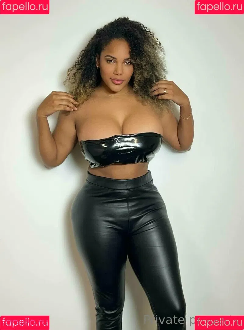 thekixxy Onlyfans Photo Gallery 