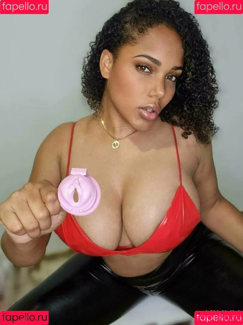 thekixxy Onlyfans Photo Gallery 