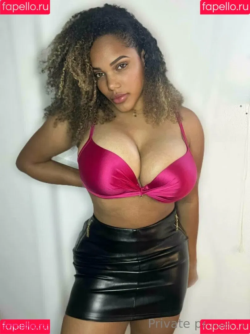 thekixxy Onlyfans Photo Gallery 