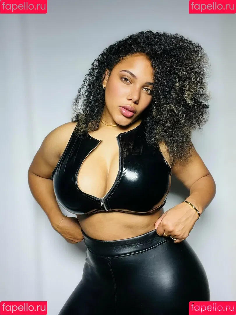thekixxy Onlyfans Photo Gallery 