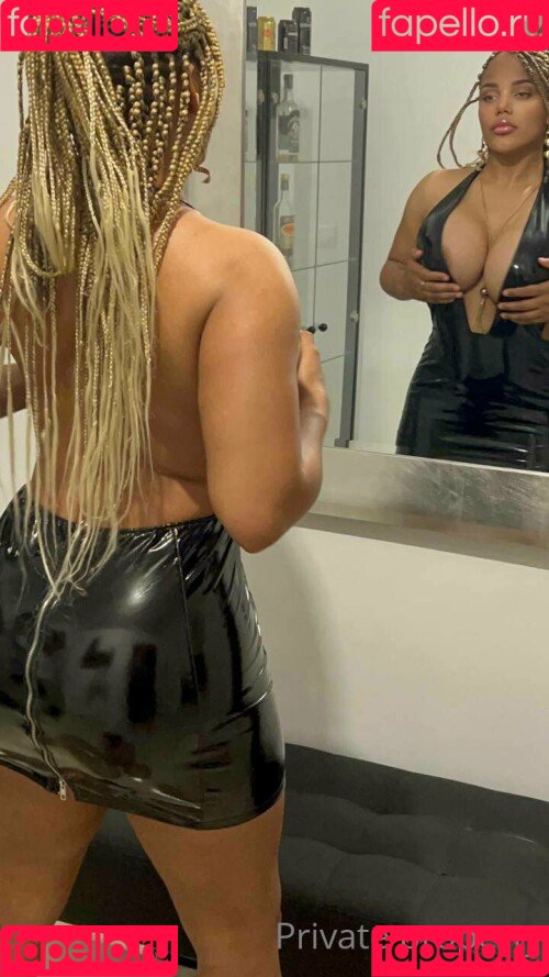 thekixxy Onlyfans Photo Gallery 