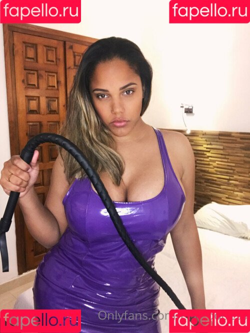 thekixxy Onlyfans Photo Gallery 