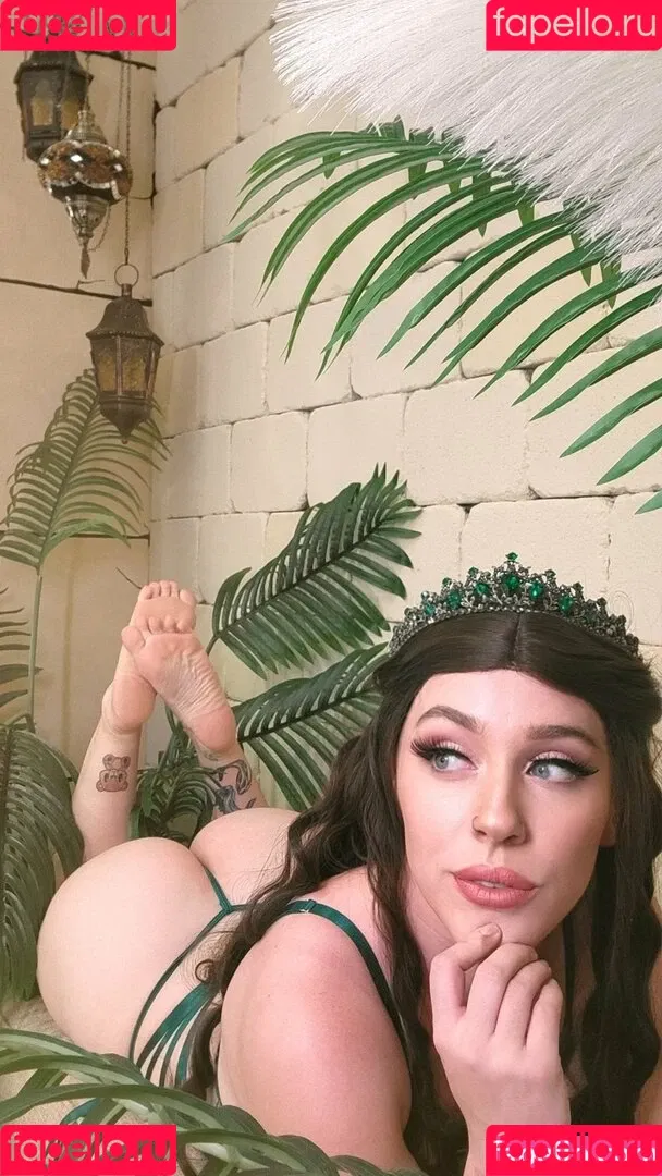 Anya Braddock Onlyfans Photo Gallery 