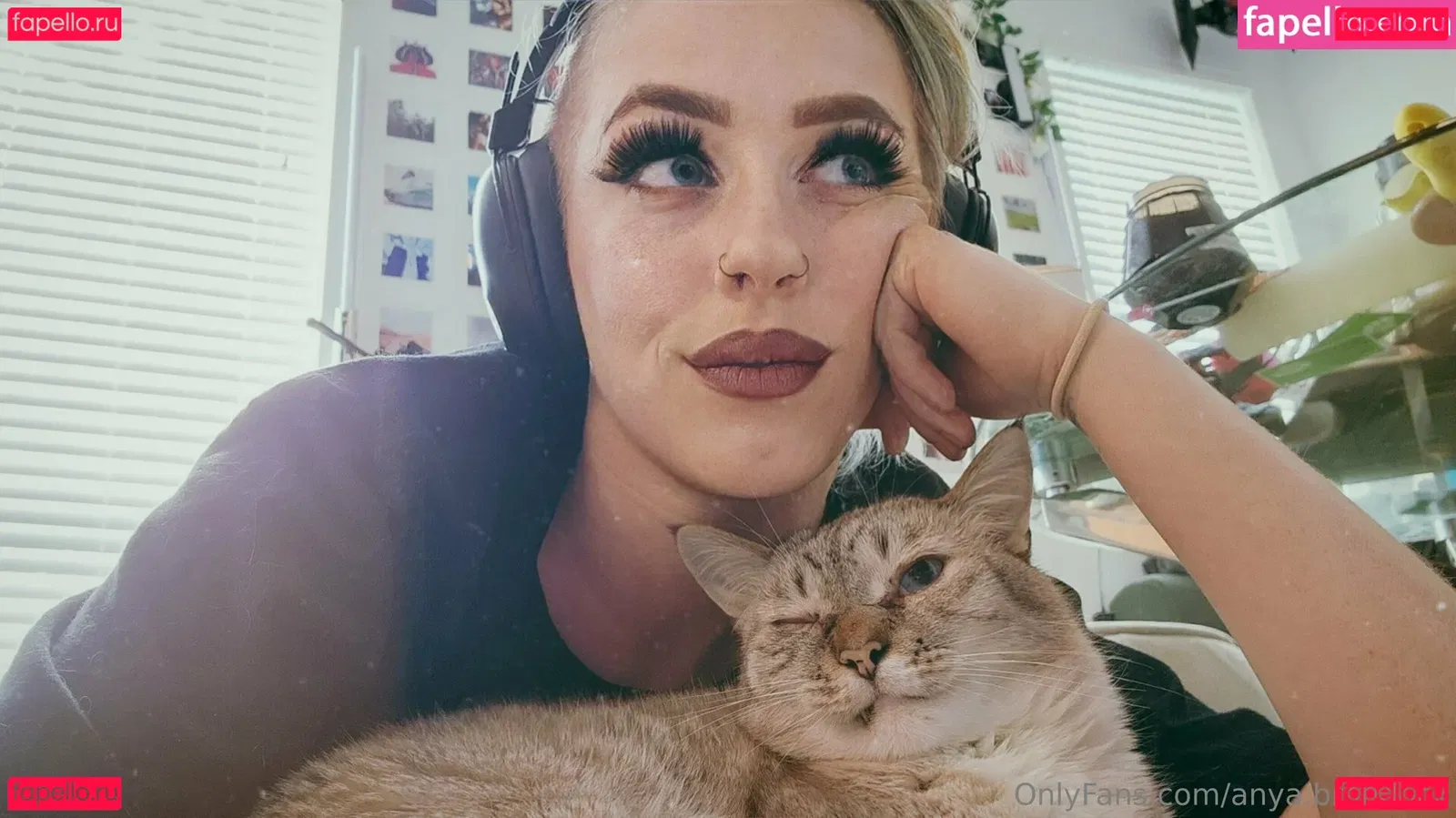 Anya Braddock Onlyfans Photo Gallery 