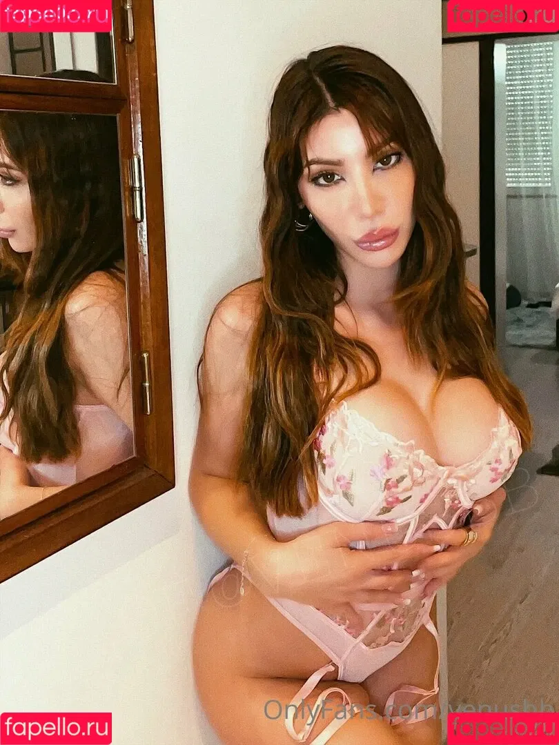 venusbb Onlyfans Photo Gallery 