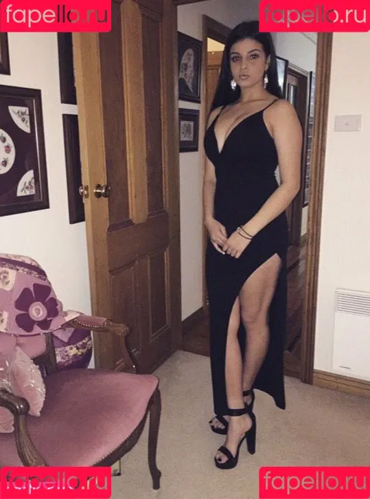 Chloe C Onlyfans Photo Gallery 