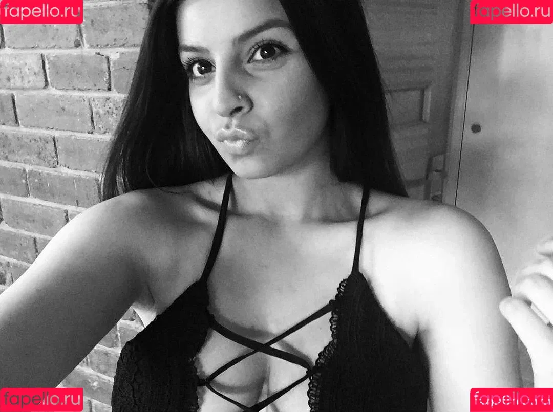 Chloe C Onlyfans Photo Gallery 