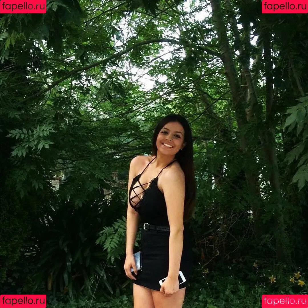Chloe C Onlyfans Photo Gallery 