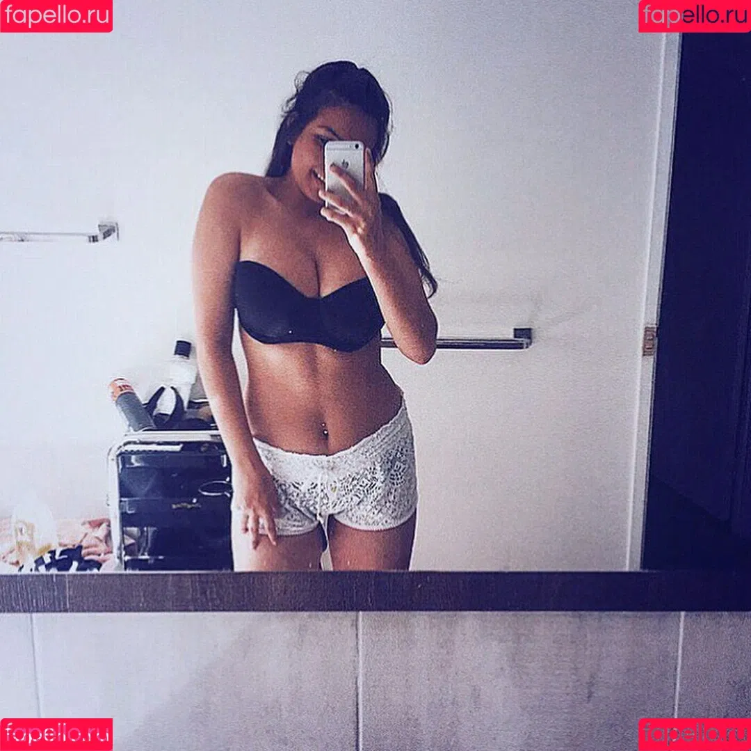 Chloe C Onlyfans Photo Gallery 