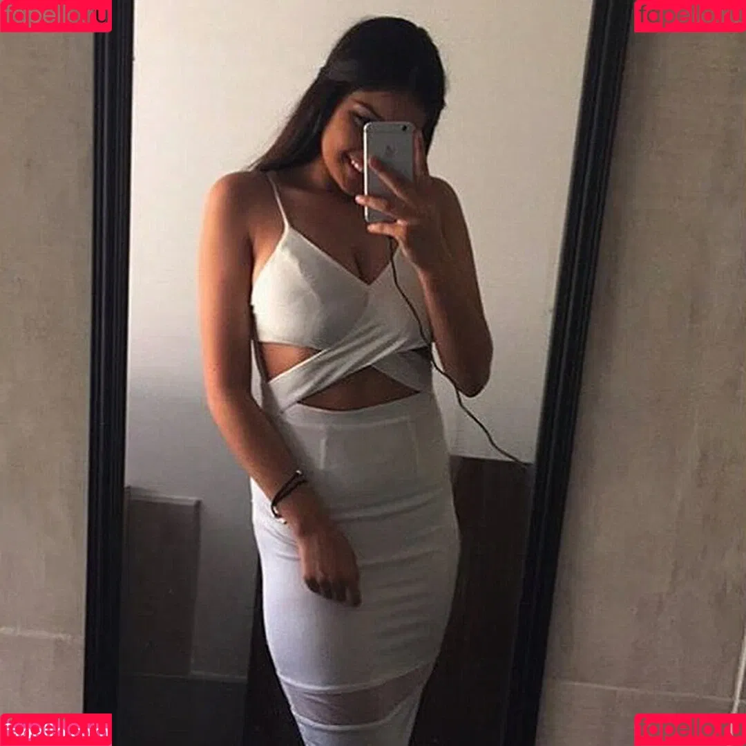 Chloe C Onlyfans Photo Gallery 