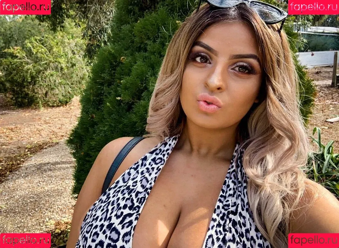 Chloe C Onlyfans Photo Gallery 