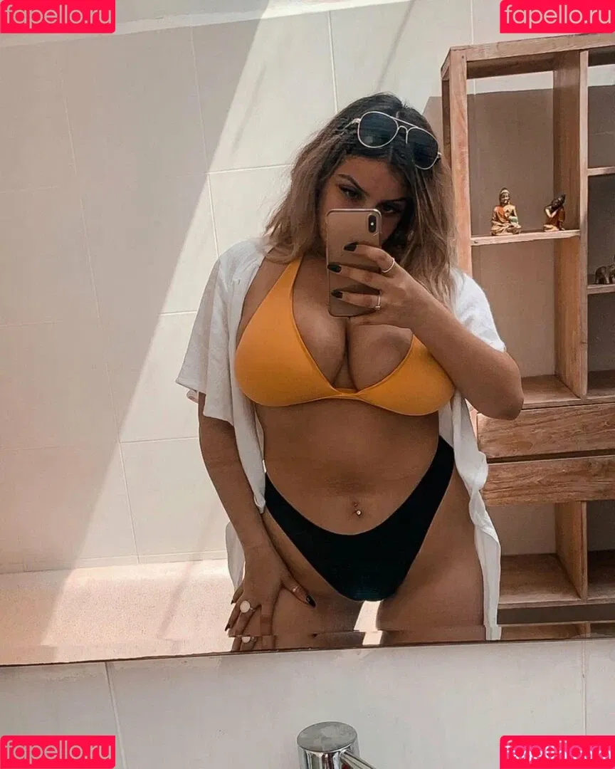Chloe C Onlyfans Photo Gallery 