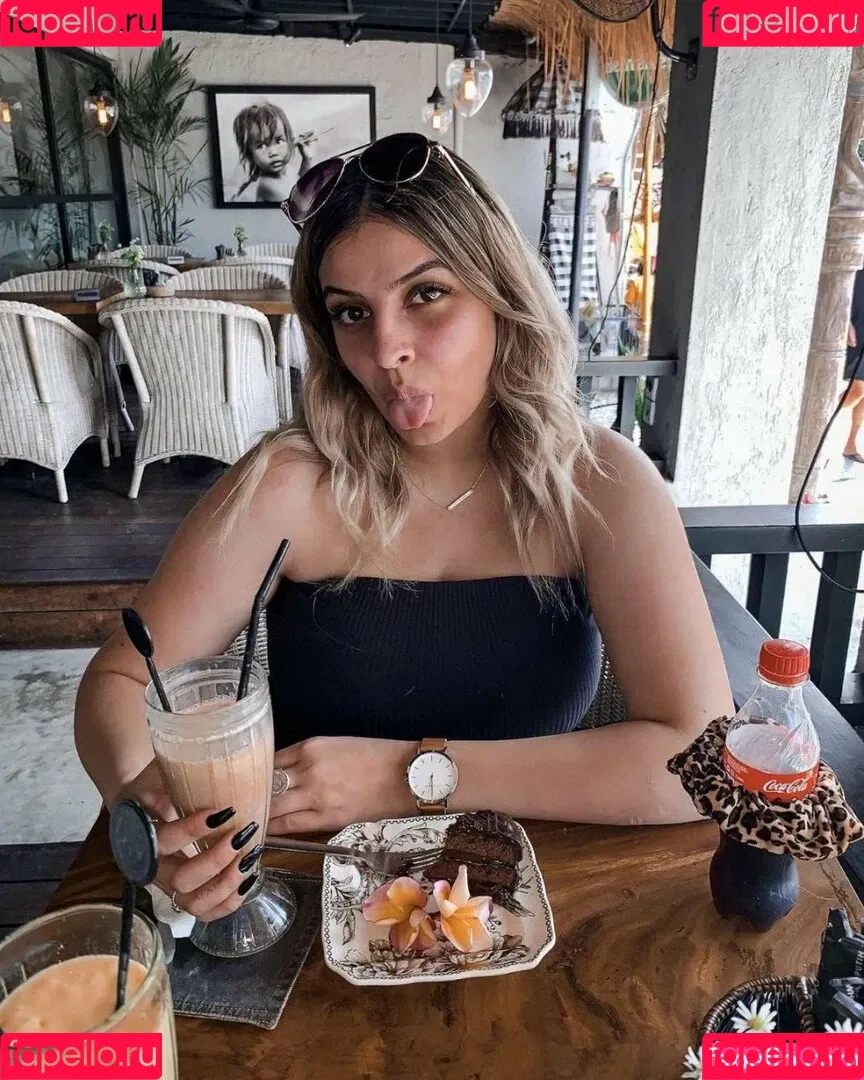 Chloe C Onlyfans Photo Gallery 